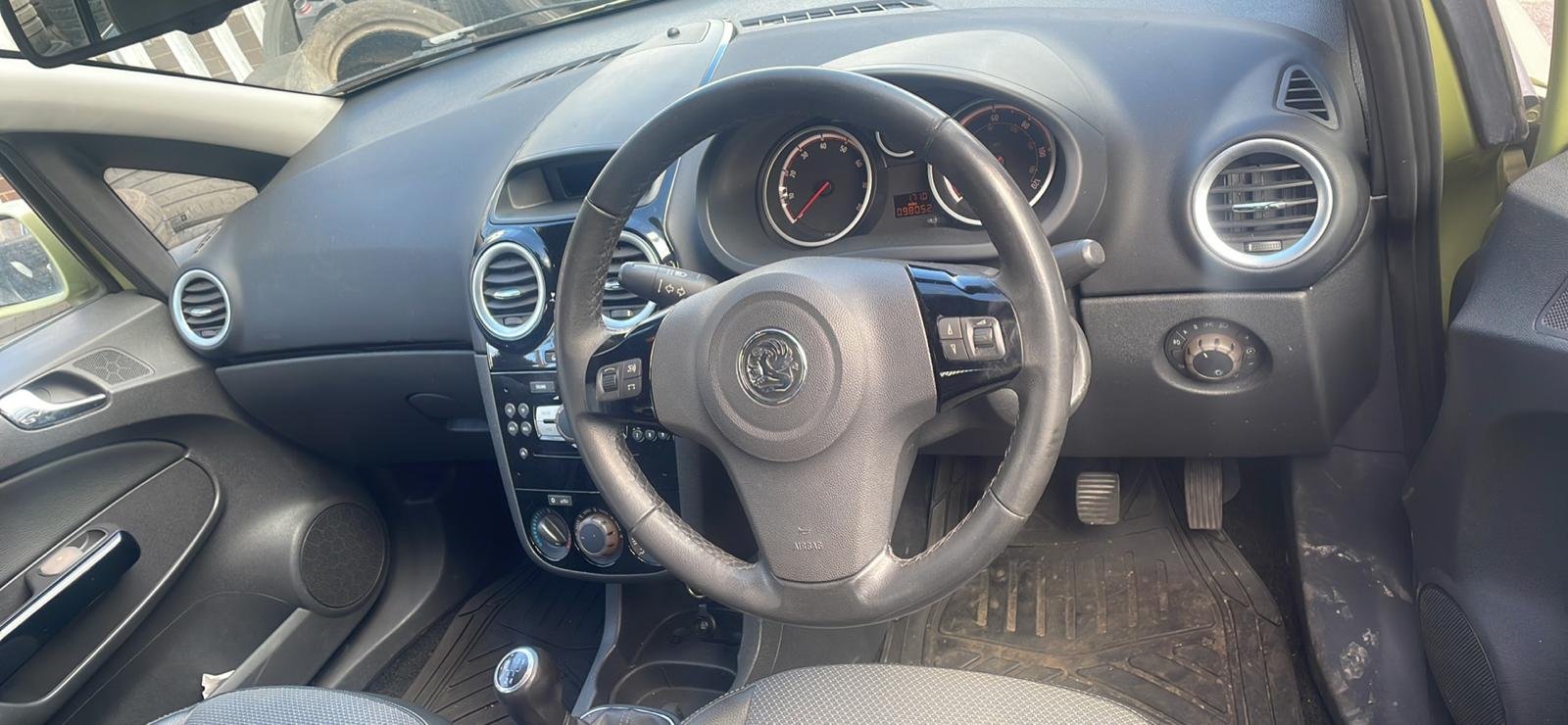 
								Vauxhall Corsa 2007 full									