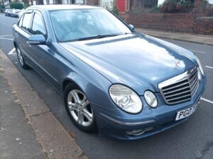 Mercedes-Benz E220