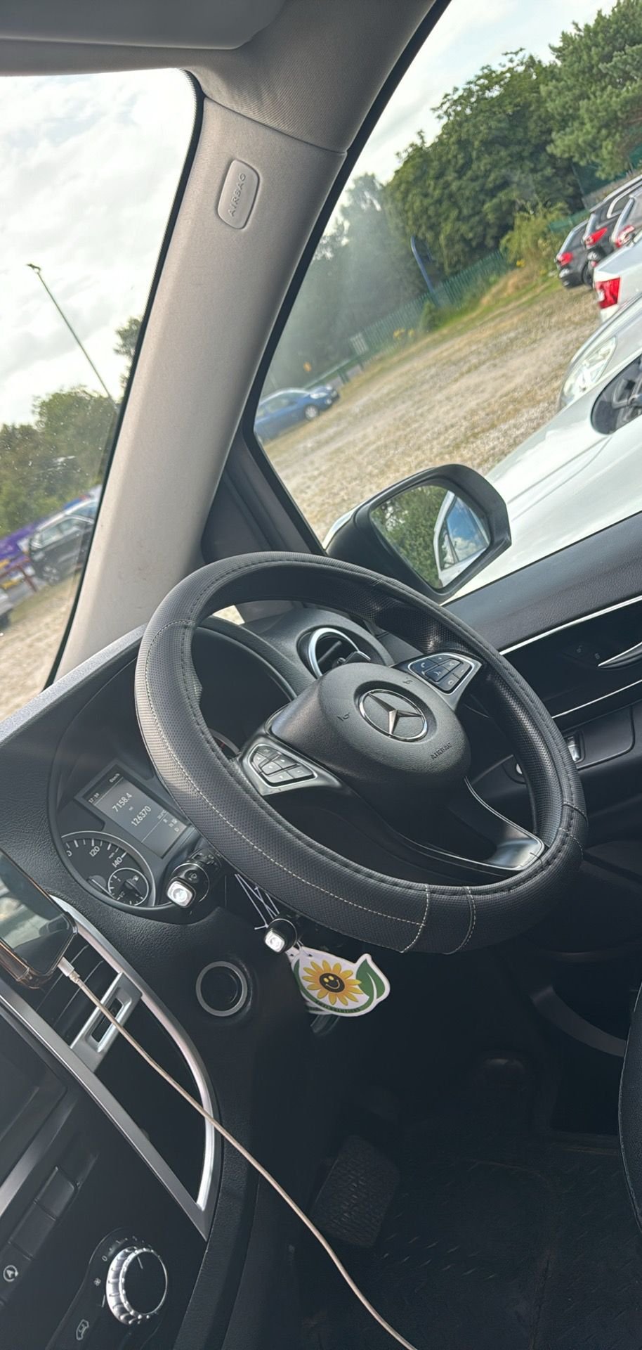 
								Mercedes-Benz Vito 2019 full									