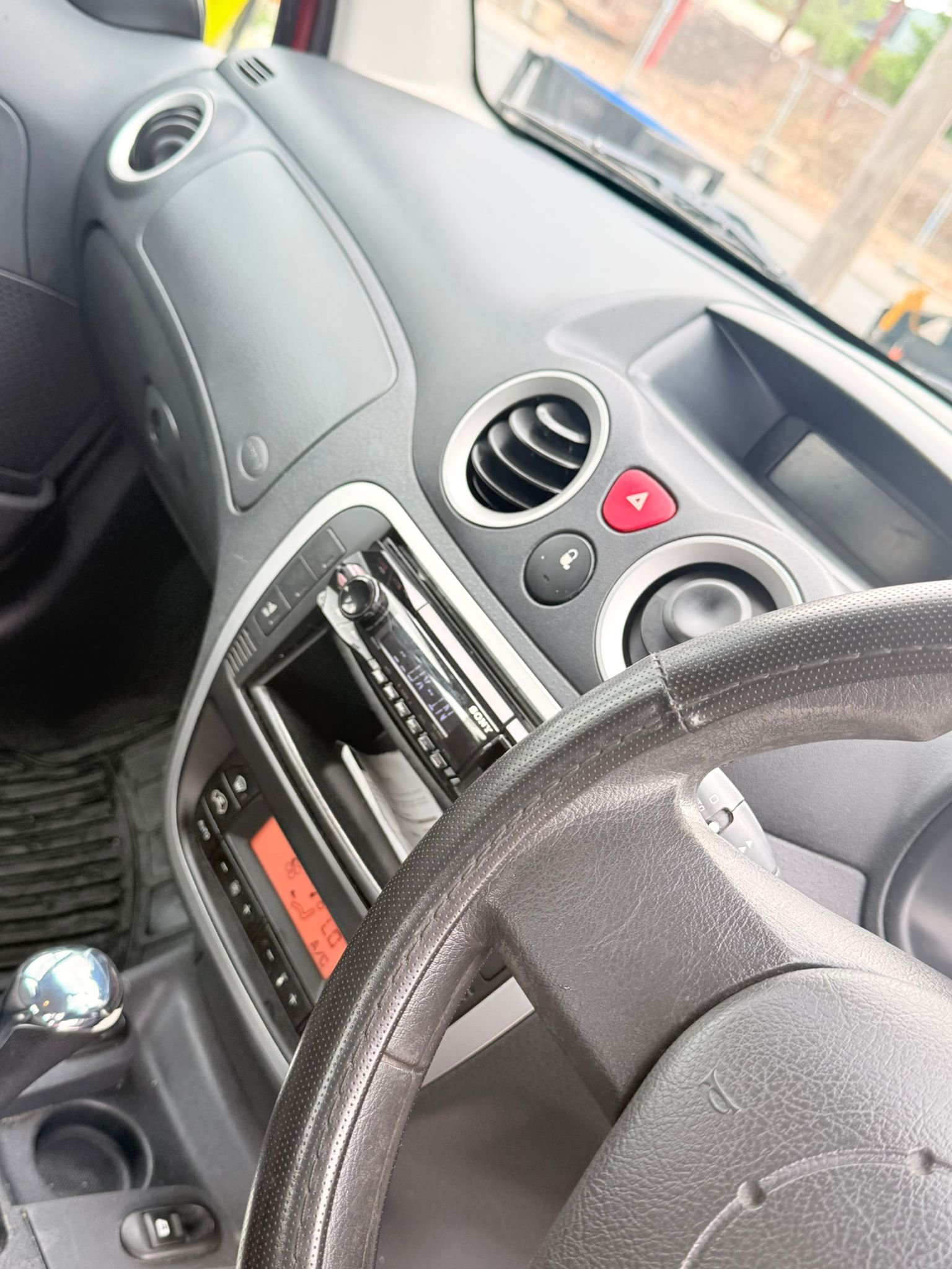 
								Citroen C3 2008 full									