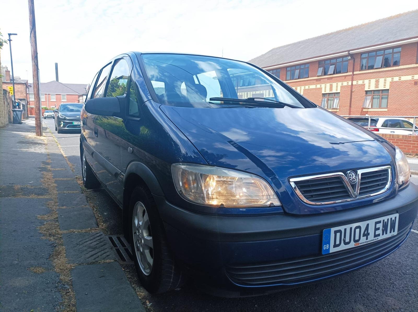 
								Vauxhall Zafira 2004 full									