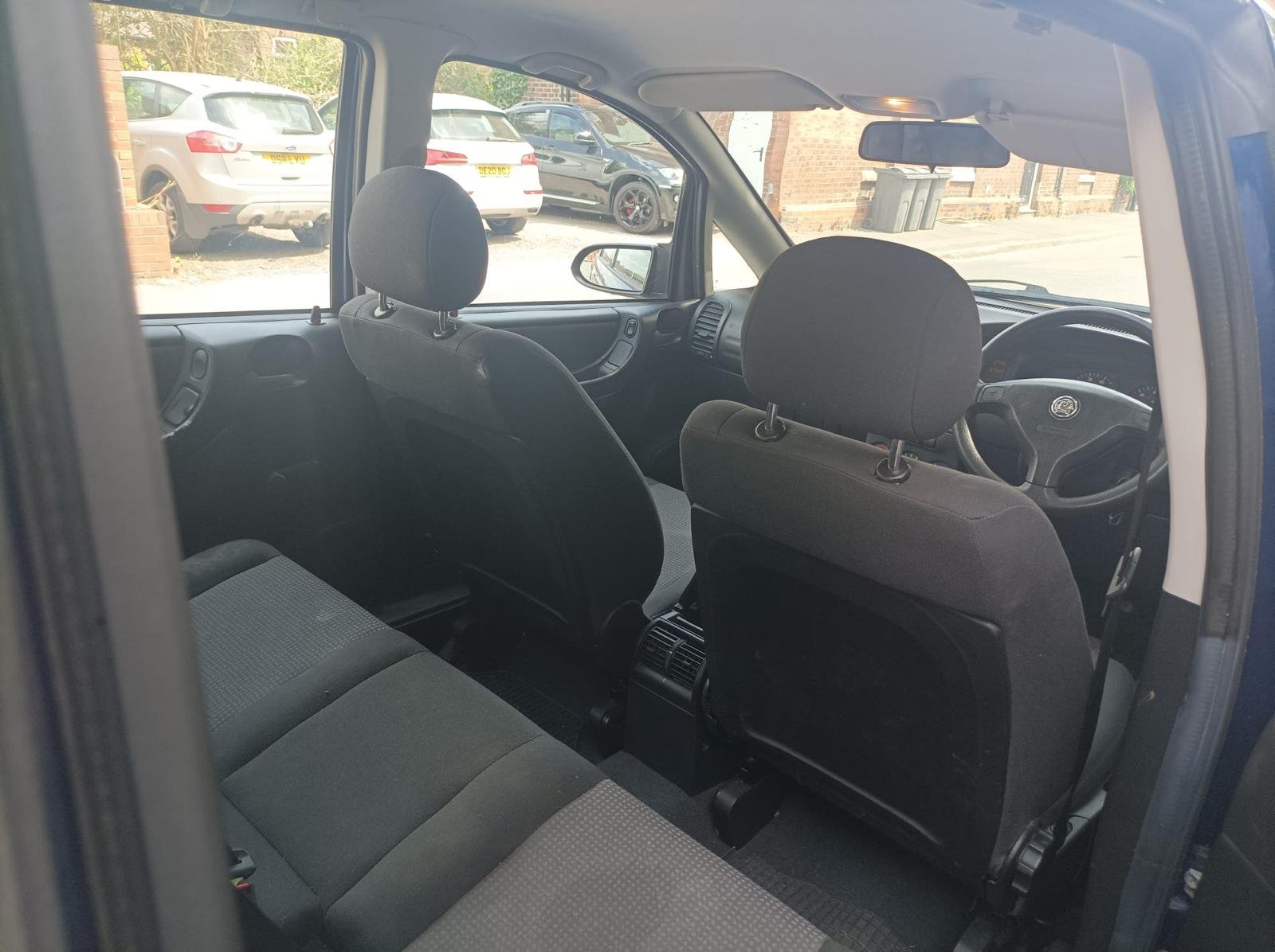 
								Vauxhall Zafira 2004 full									