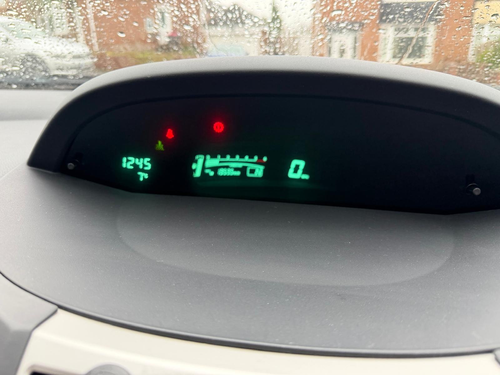 
								Toyota Yaris TR D-4d S-A 2008 full									