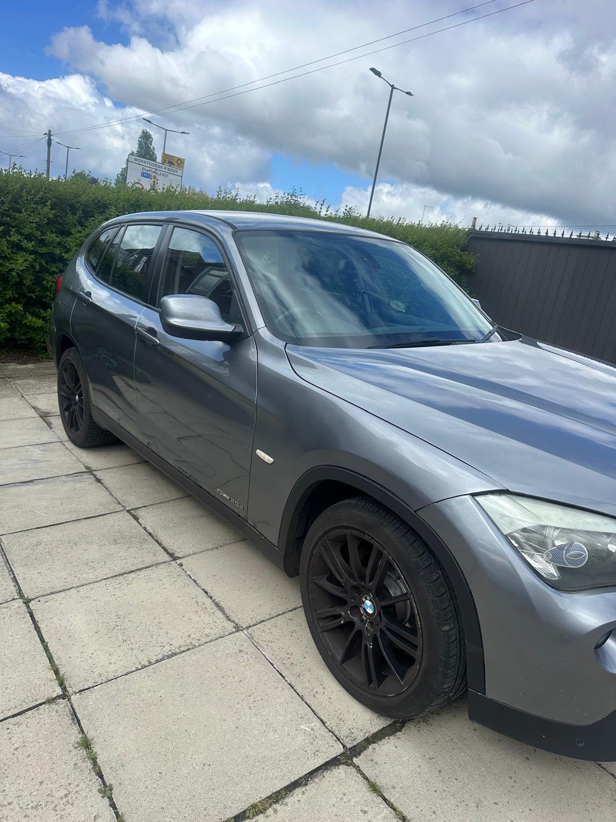 
								BMW X1 sDrive 2010 full									