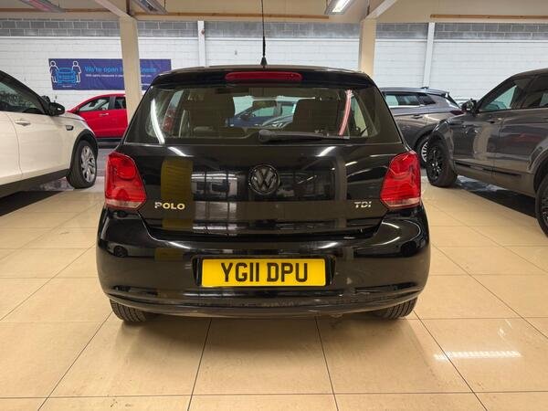 
								2011 Volkswagen Polo full									