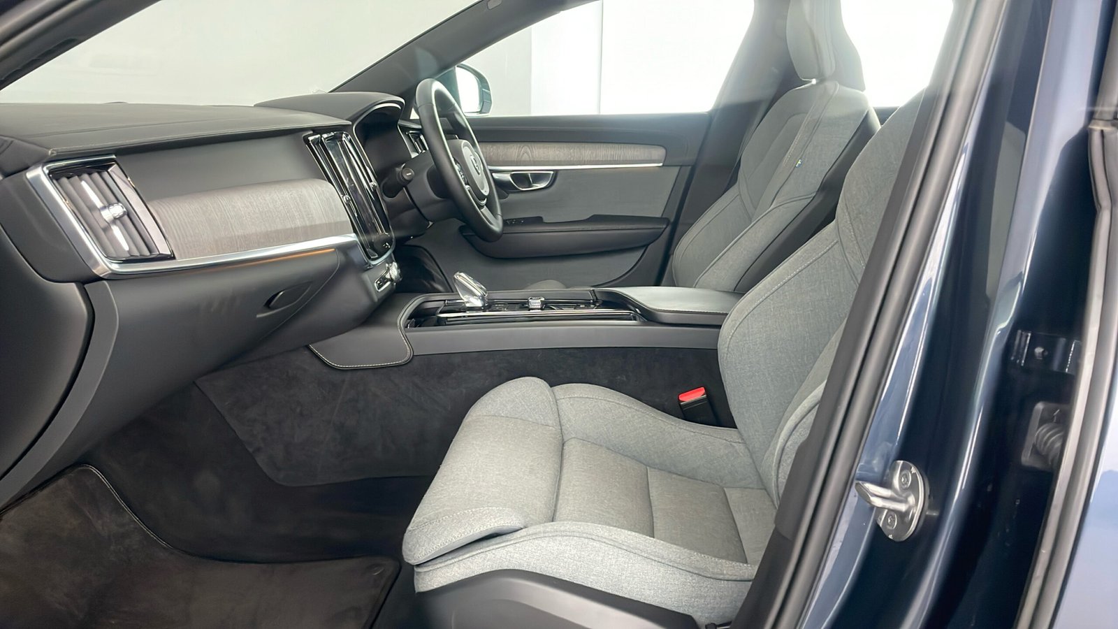 
								Volvo V90 Inscription B4 Mhev Auto 2021 full									