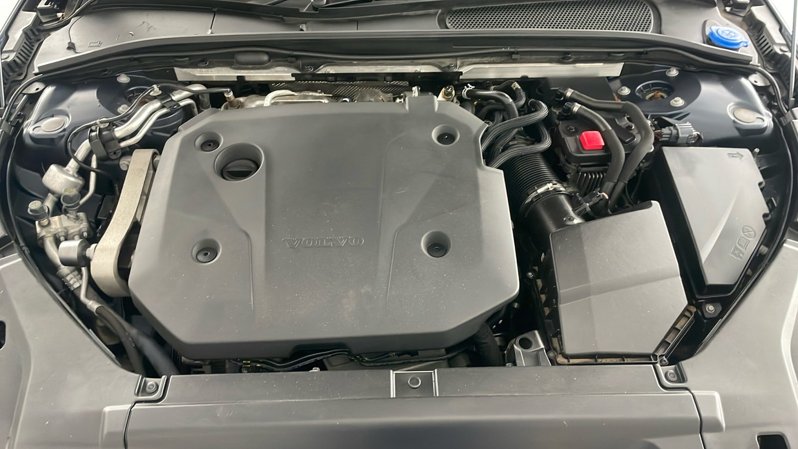 
								Volvo V90 Inscription B4 Mhev Auto 2021 full									
