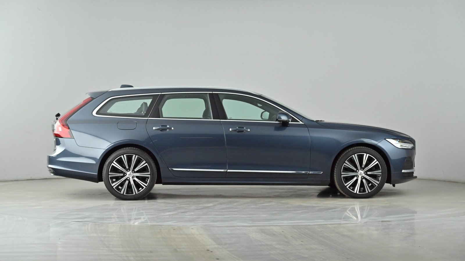 
								Volvo V90 Inscription B4 Mhev Auto 2021 full									