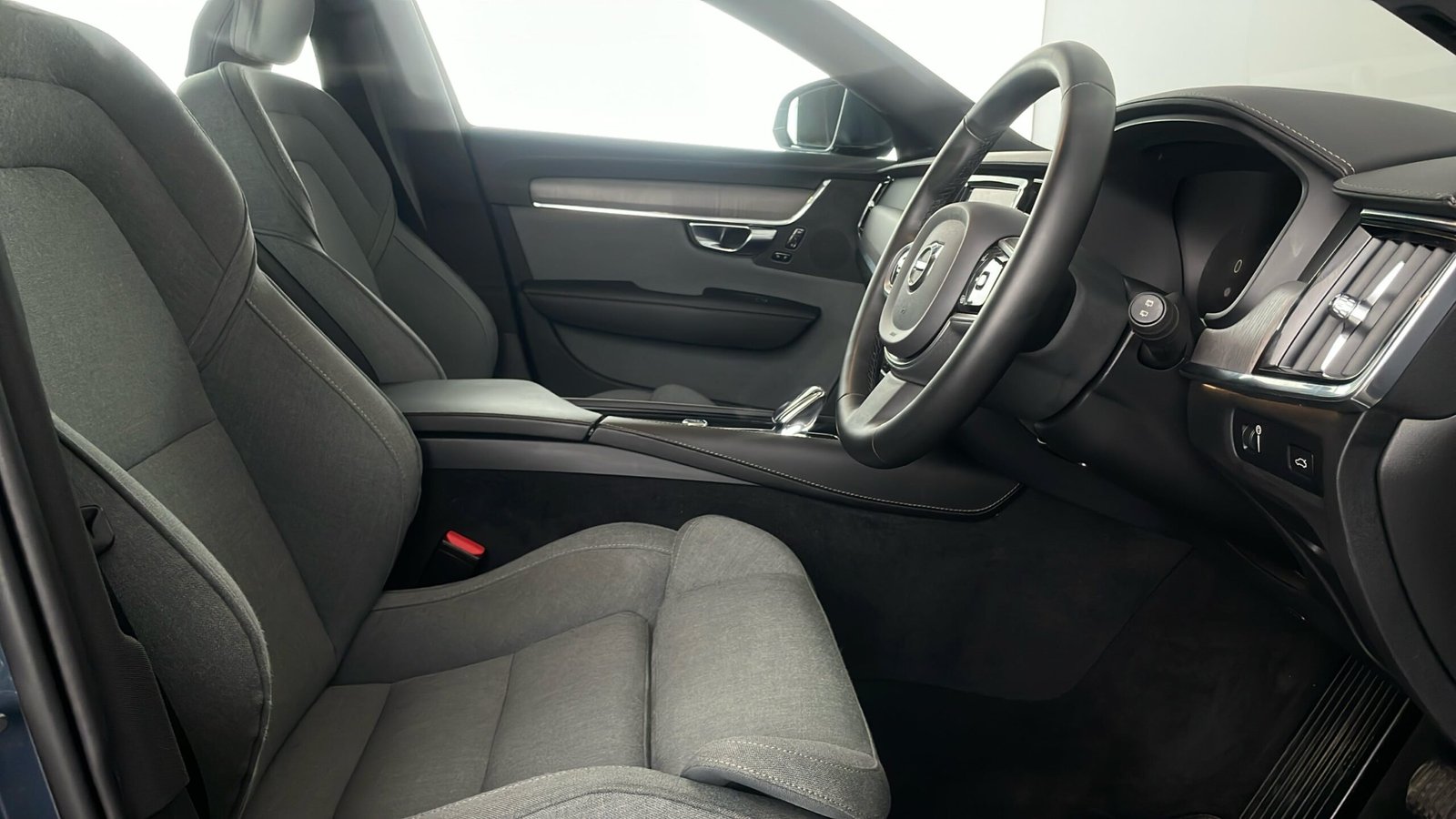 
								Volvo V90 Inscription B4 Mhev Auto 2021 full									
