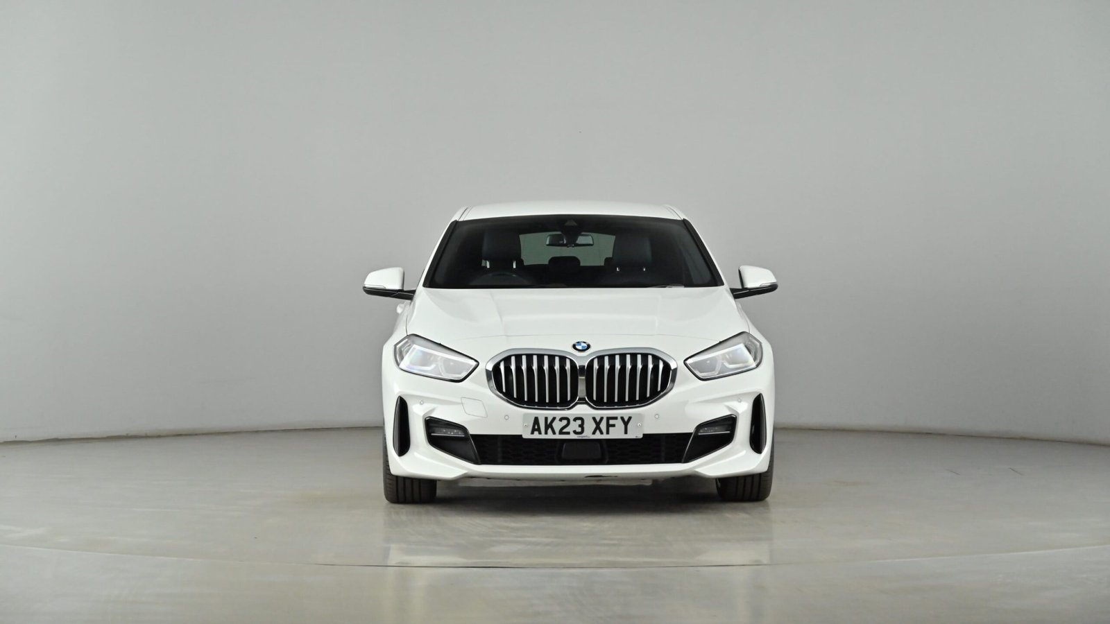 
								BMW 1 Series 1.5 116D M Sport 2023 full									